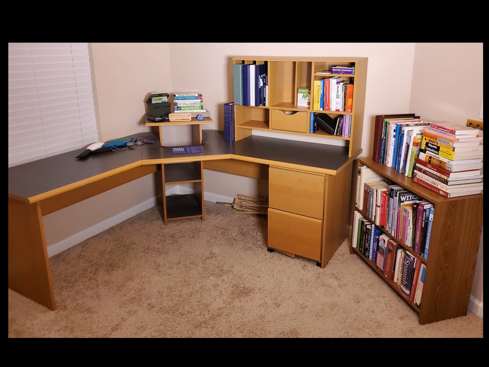 Computer Desk w/ File Cabinet, Book Shelf & Contents (LPO)