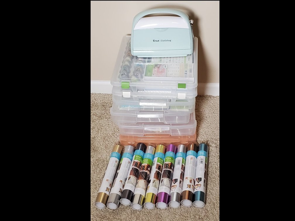 Cricut Cuttlebug & Supplies (LPO)