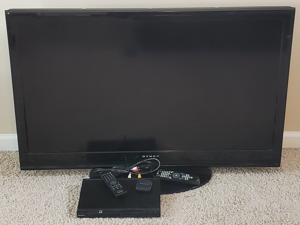 Dynex 45" TV & Sony DVD Player w/Remotes (LPO)