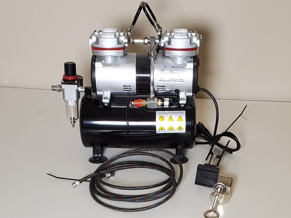 Air Brush Compressor w/Hose (LPO)