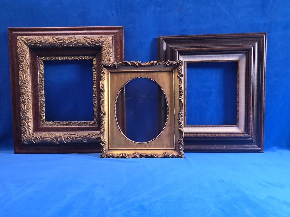 (3) Art Frames (LPO)