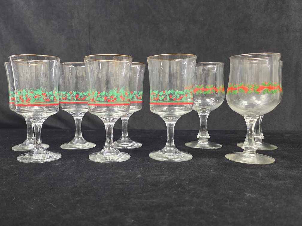 (6) Vintage Arby's Christmas Goblets & (3) Vintage Holly Berry Goblets (LPO)