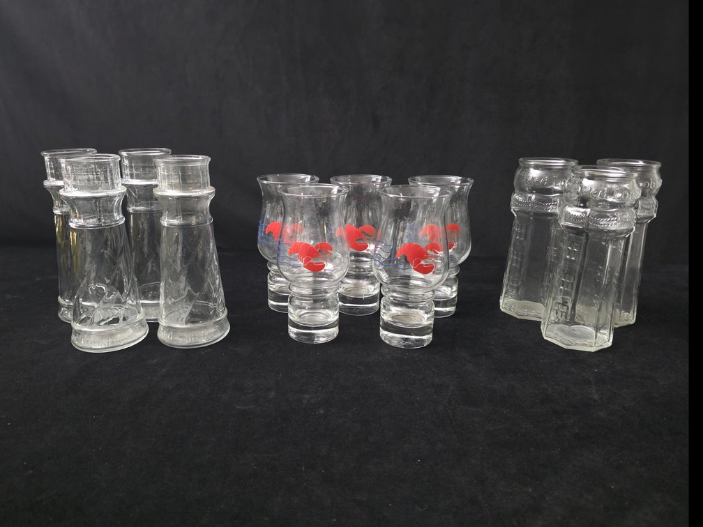 (12) Red Lobster Souvenir Glasses (LPO)