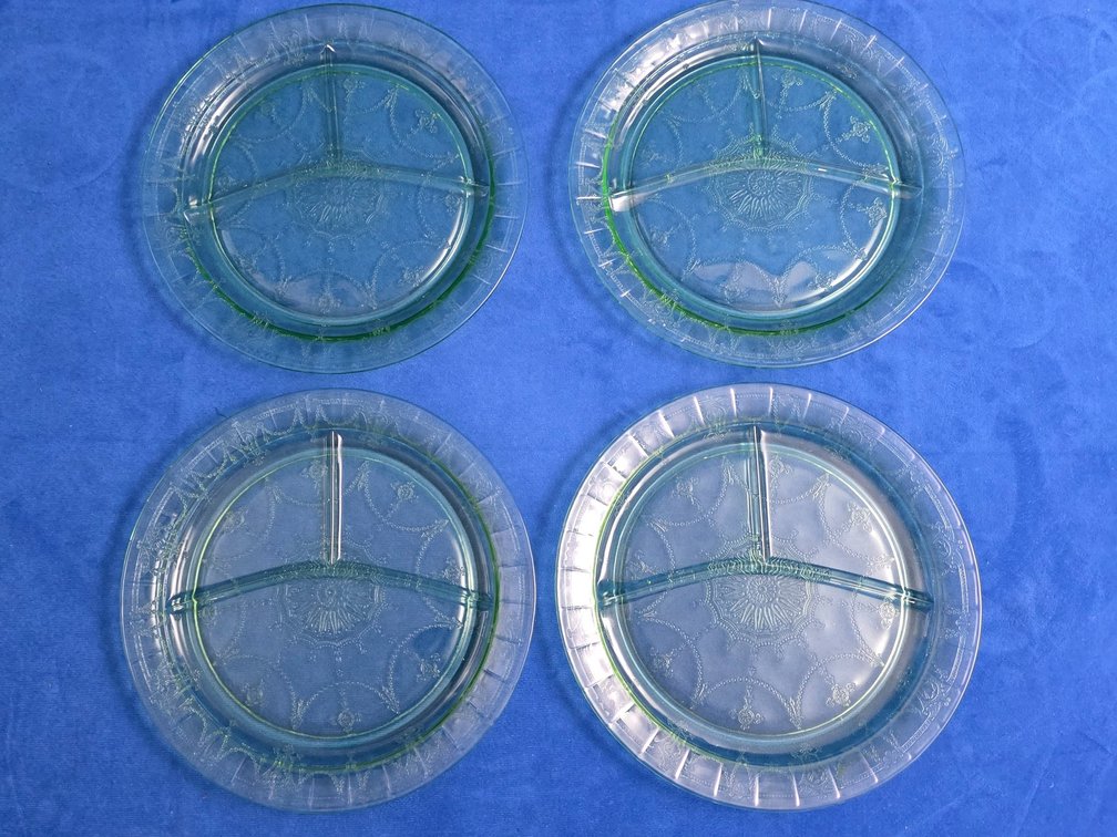 (4)" Cameo" Green Uranium Glass Grill Plates