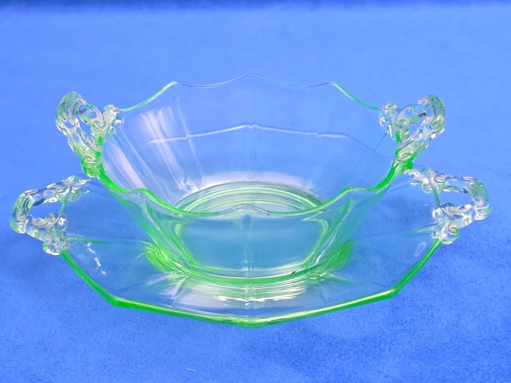 Vintage Green Uranium Glass Mayonnaise/Sauce Bowl & Underplate
