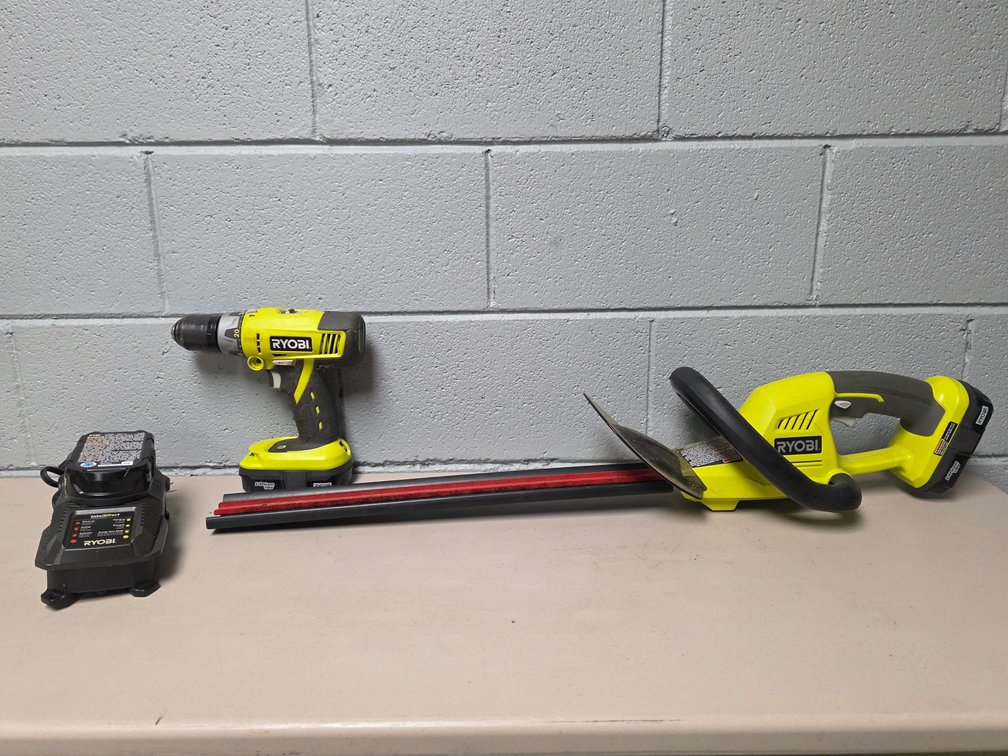 Ryobi 18V Drill & Hedge Trimmer with (1) Battery & Charger