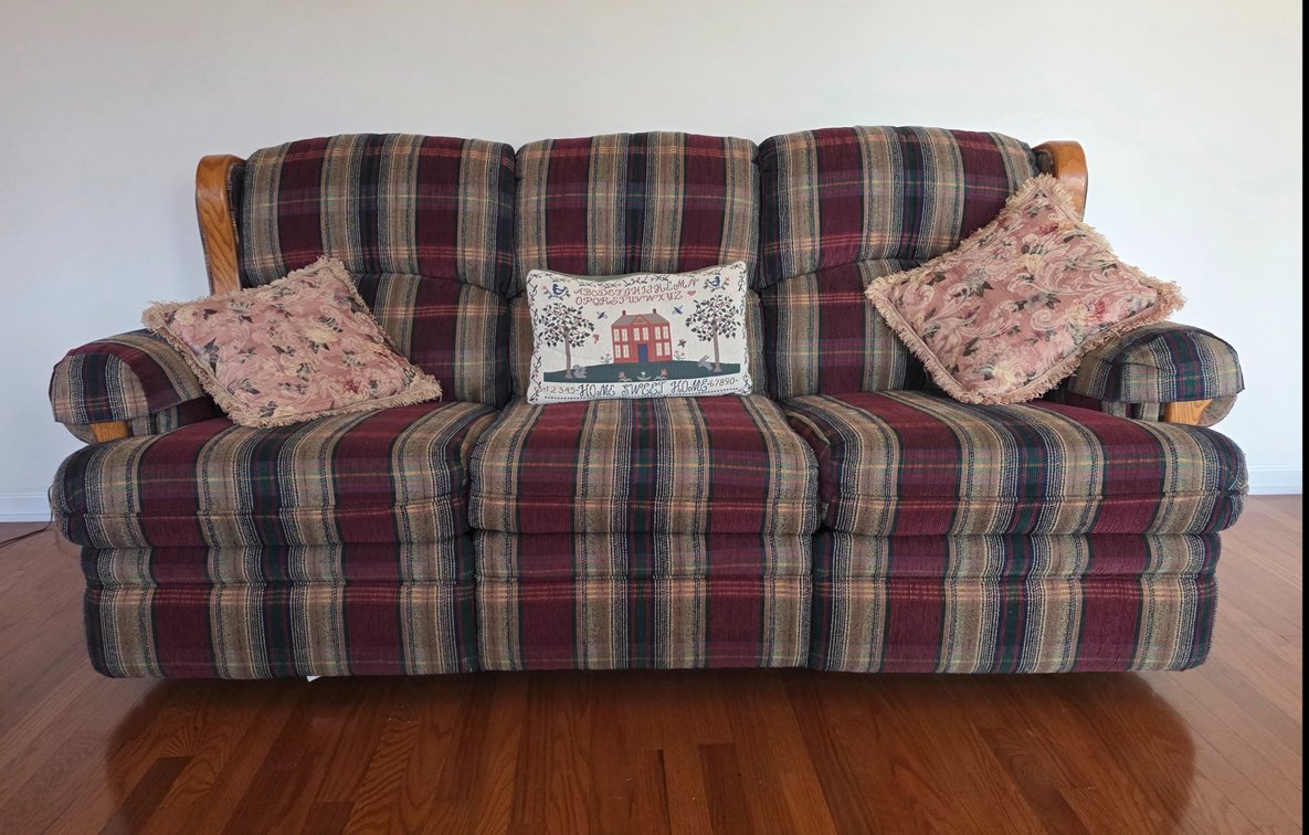 Reclining Sofa (LPO)