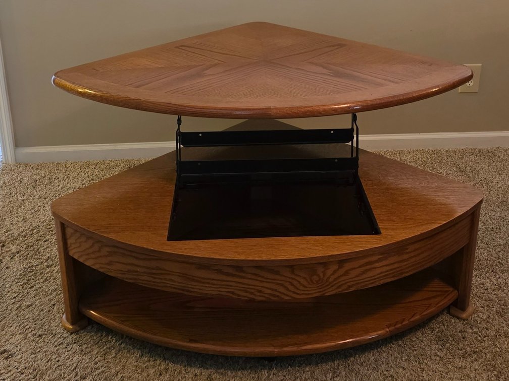 Oak Lift-Top Coffee Table (LPO)
