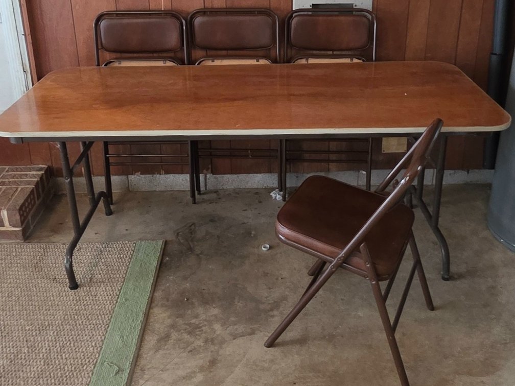 6 Foot Folding Table w/ (4) Folding Chairs (LPO)