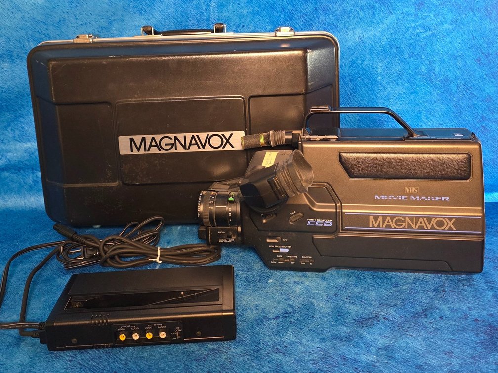 Vintage Magnavox Video Camera w/Case