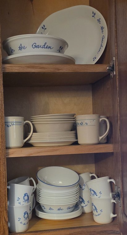 Mixed Pattern Corelle Dishes (LPO)