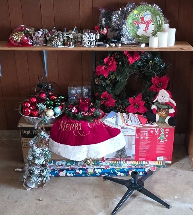 Christmas Cleanout (LPO)