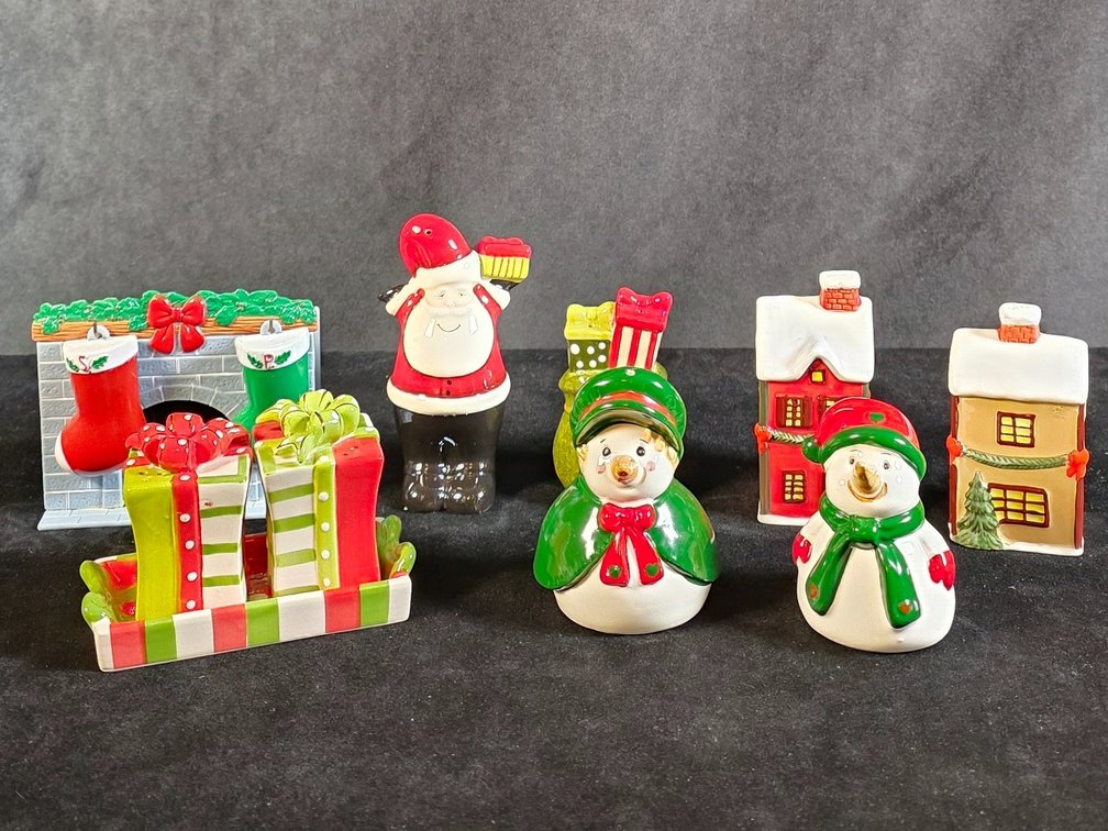 (5) Sets of Christmas Motif Salt & Pepper Shakers
