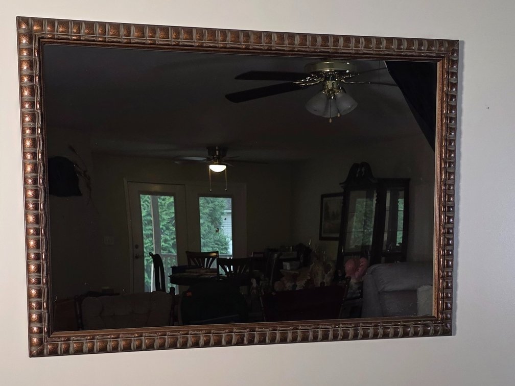 Decorative Wall Mirror (LPO)