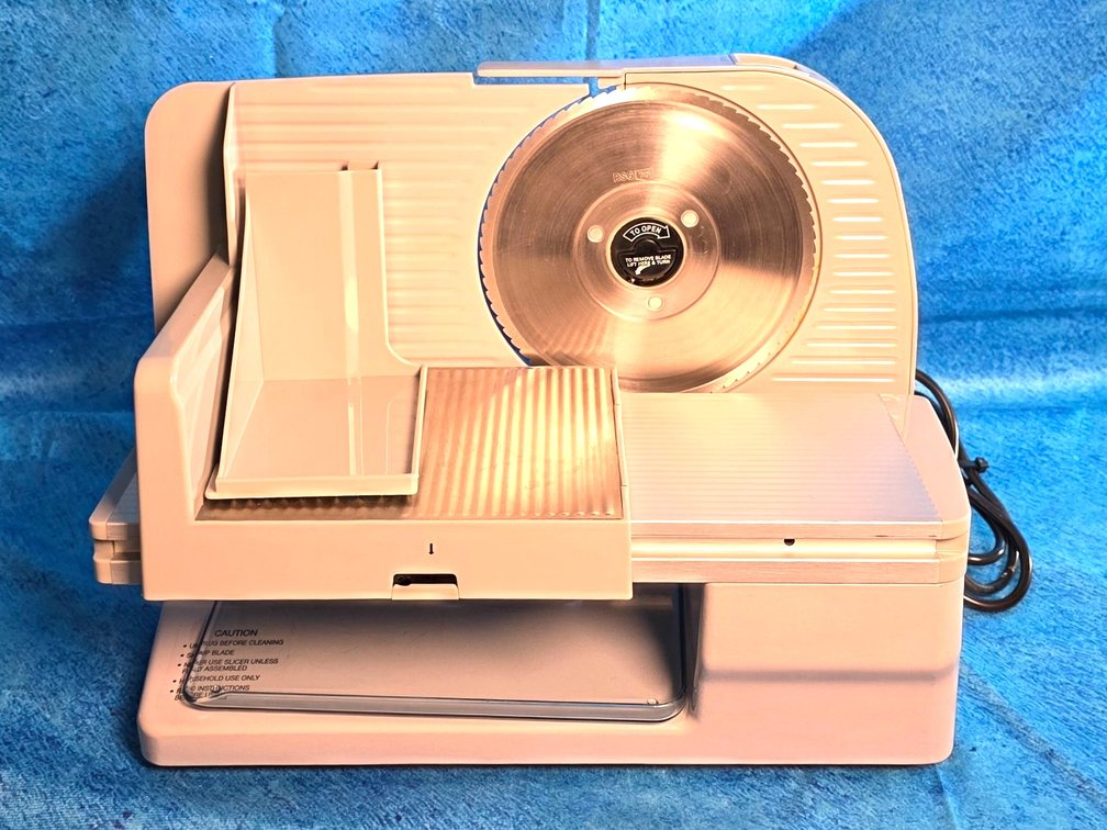 Chef's Choice Meat & Cheese Slicer