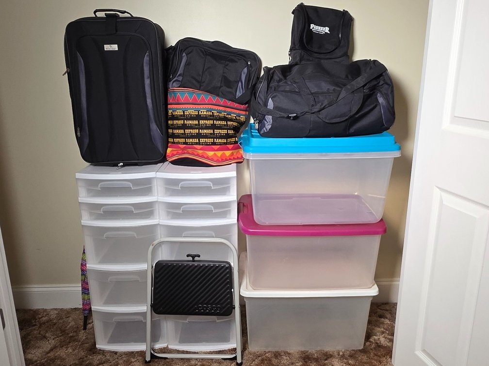 Luggage, Plastic Drawer Sets, Plastic Crates & More (LPO)