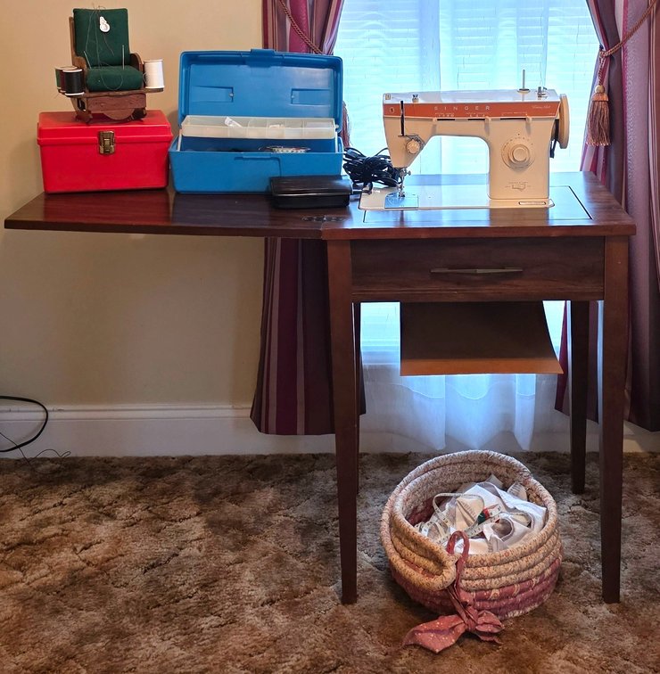 Singer Sewing Machine in Cabinet & More (LPO)