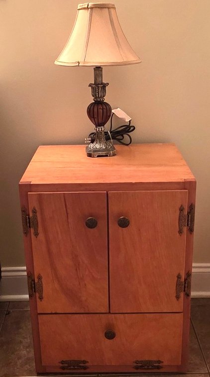 Rolling Wood Cabinet & Table Lamp (LPO)