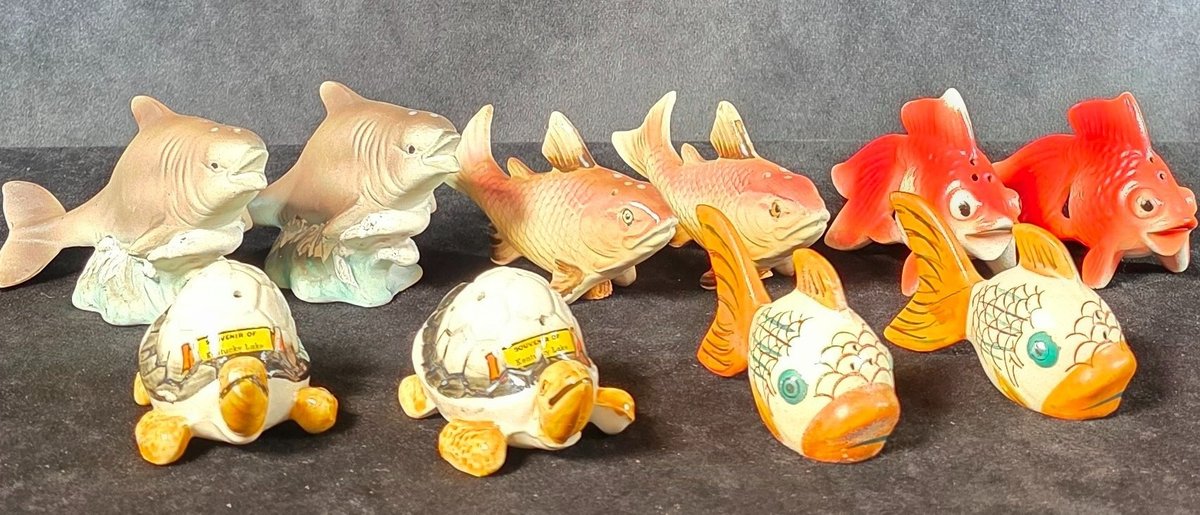 (4) Sets of Fish & (1) Set of Turtle Motif Salt & Pepper Shakers
