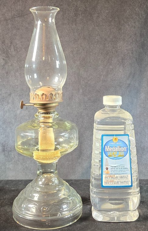 Vintage Oil Lamp with Oil (LPO)