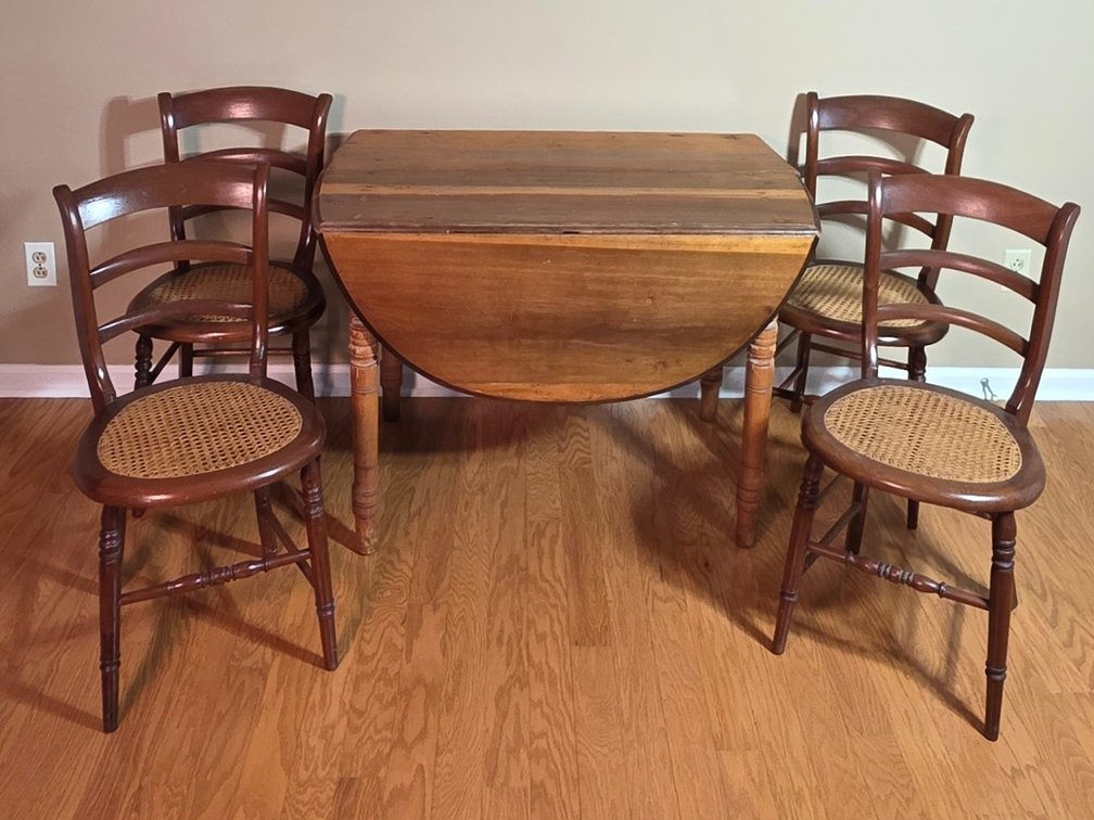 Vintage Drop Leaf Table w/(4) Cane Bottom Chairs (LPO)