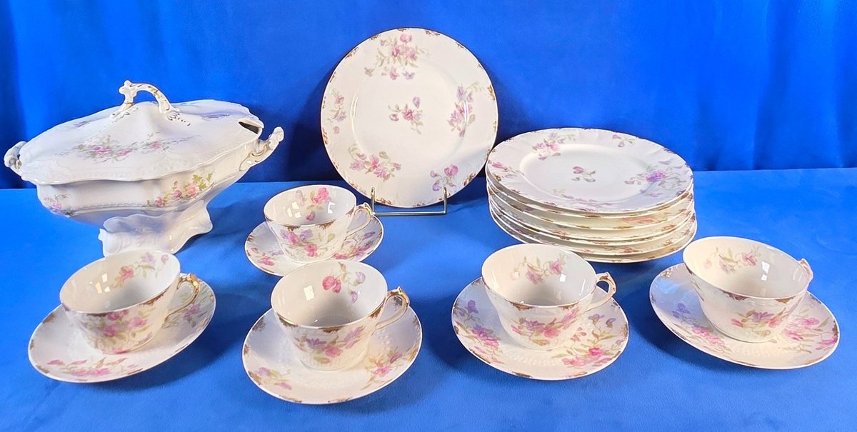 Vintage Wood & Son Soup Tureen & CH Field Limoge China Tea Cups