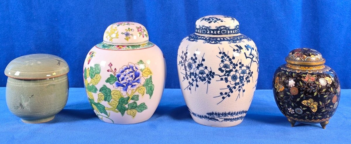 (3) Ginger Jars & Tea Cup w/Diffuser