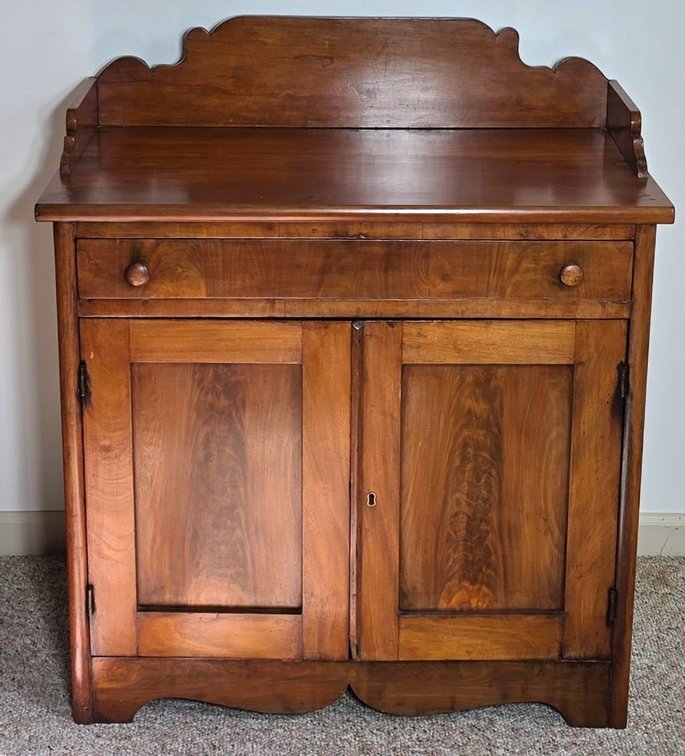 Antique Wash Stand (LPO)