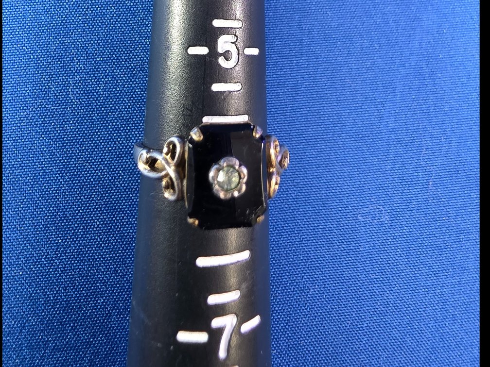 Vintage Style Gold-Tone Black Stone Ring