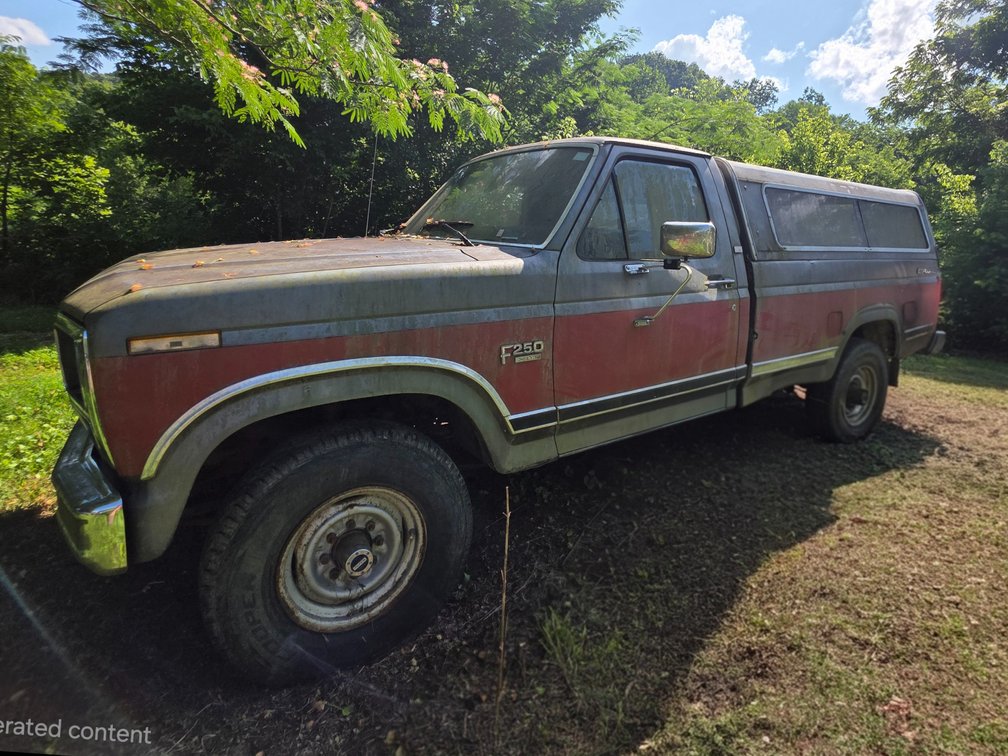 1986 Ford F-250 XLT Lariat Truck