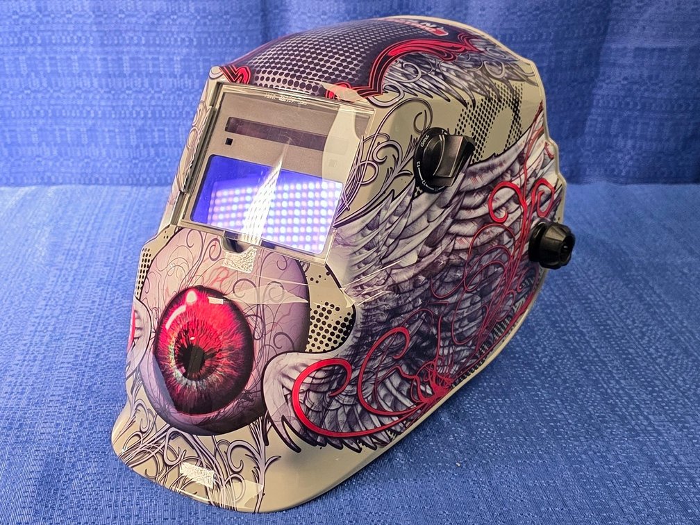 Lincoln Electric Auto-Darkening Welding Helmet