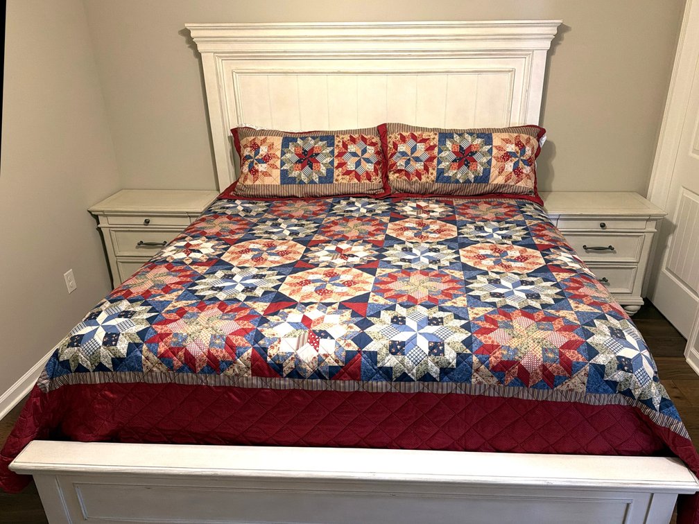4-Piece King Bedroom Suite (LPO)
