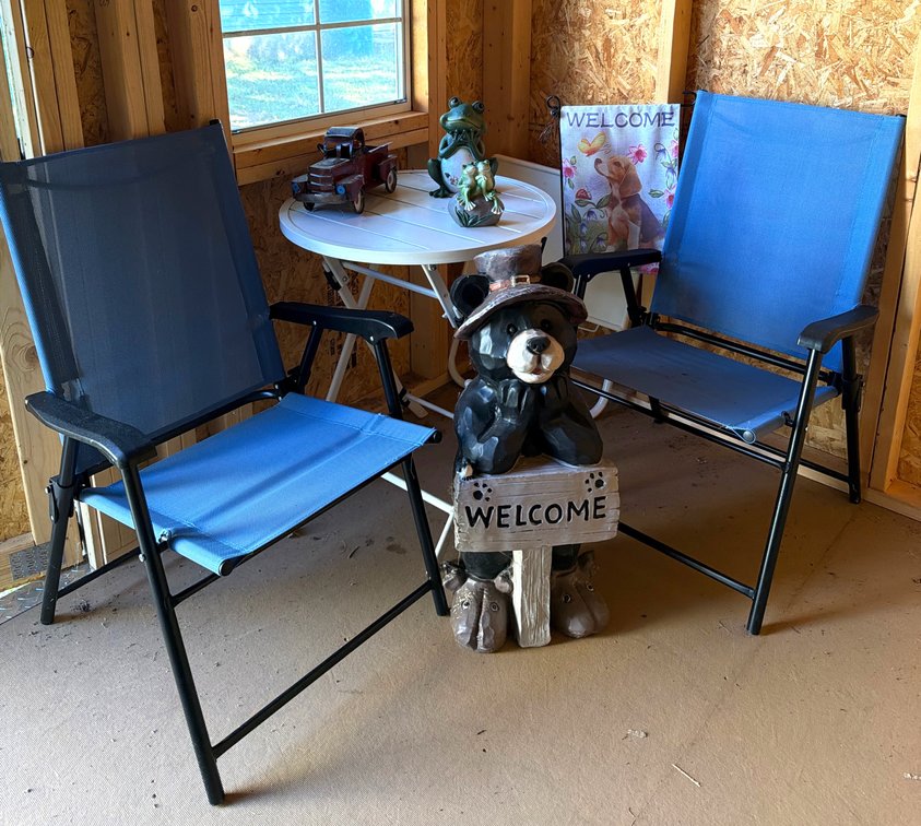 (2) Folding Chairs, Accent Table & Garden Decor (LPO)