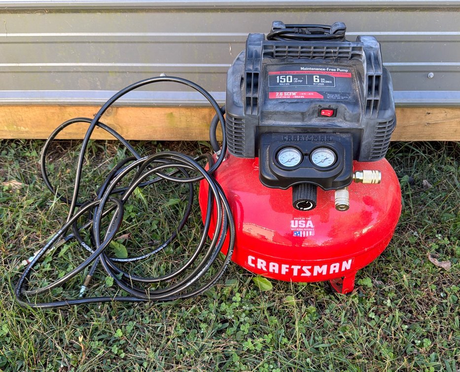 Craftsman 6-Gallon Pancake Air Compressor (LPO)