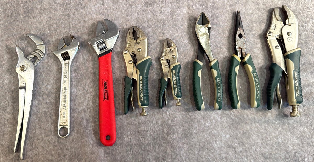 Pliers & Adjustable Wrenches