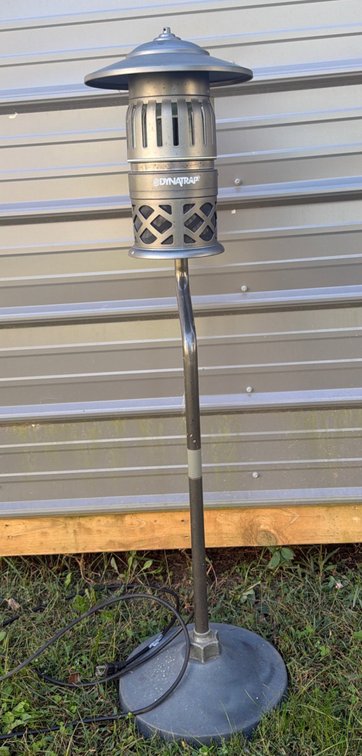 DynaTrap Insect Trap w/ Stand (LPO)