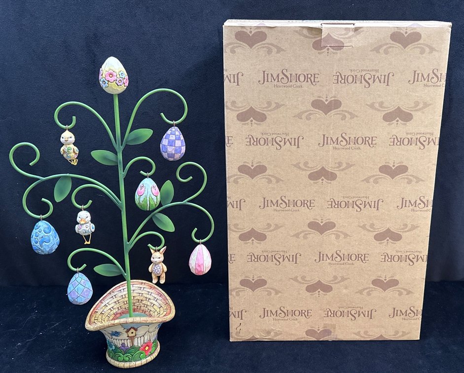 Jim Shore Easter Tree w/eggs (LPO)