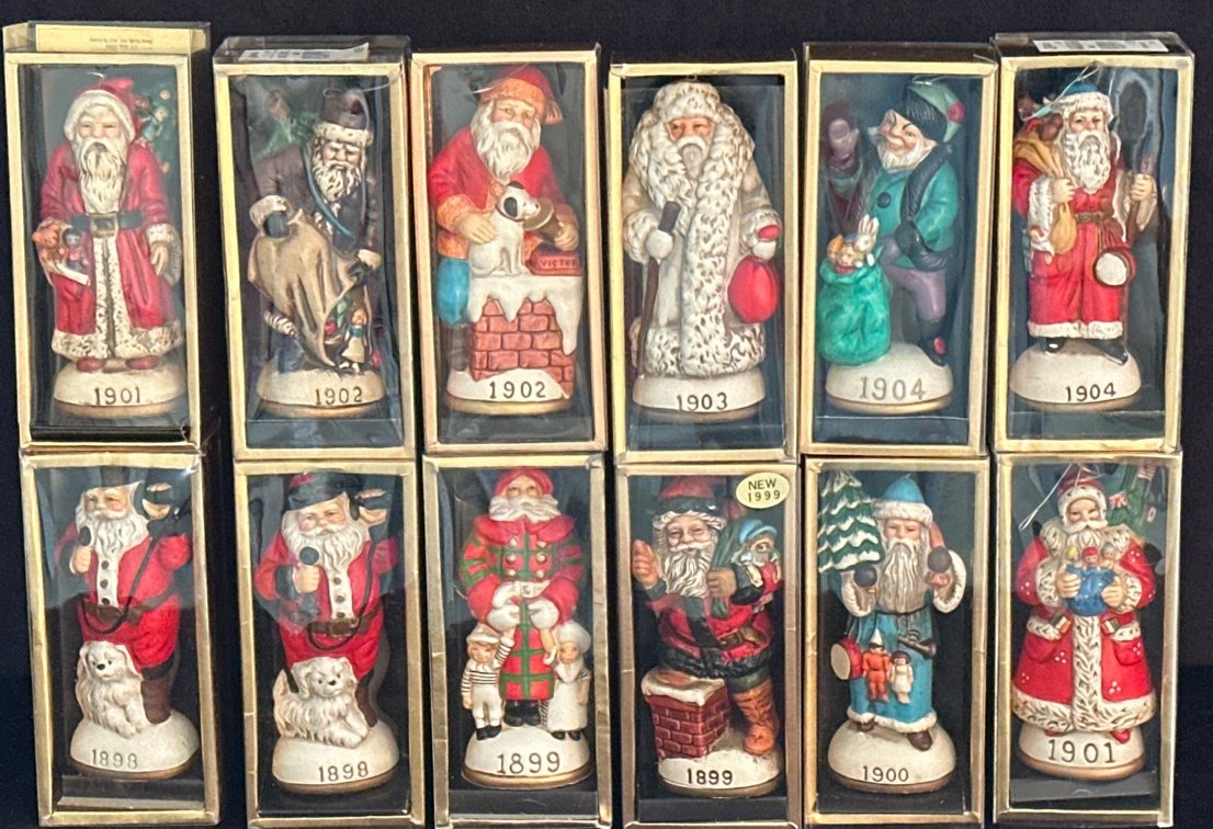(12) Memories of Santa Figurines (years 1898-1904)
