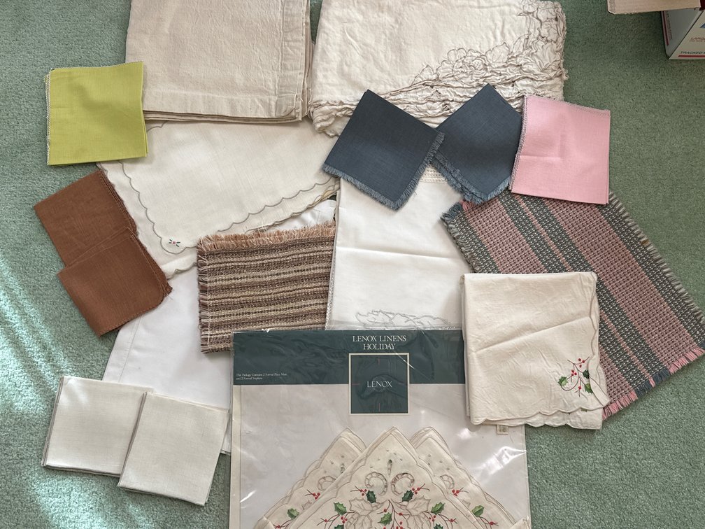Vintage Linen Table Cloth and Napkins