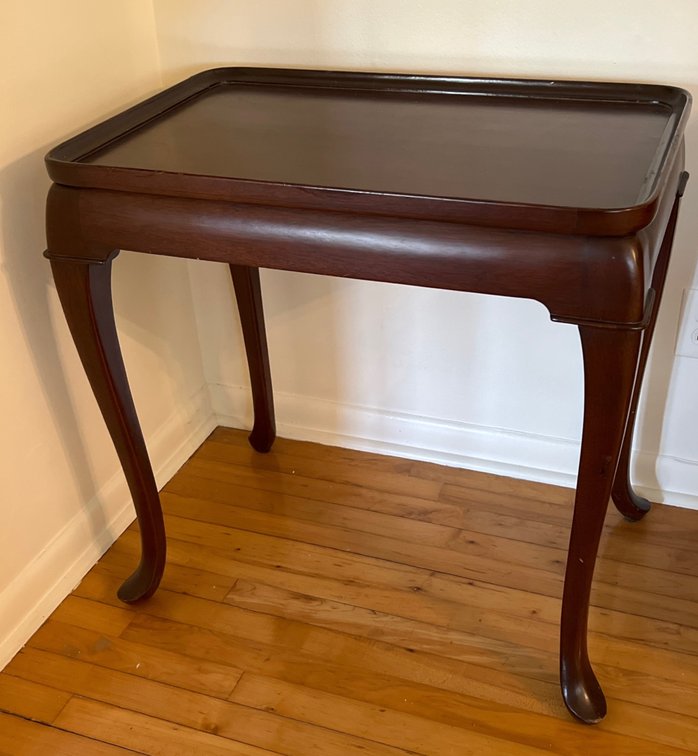 Mahogany Tea Table with Pad Feet and Dish Top (LPO)