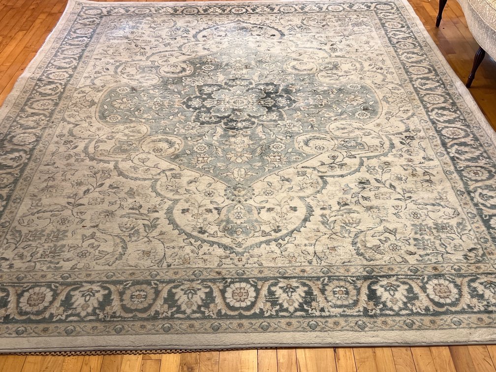 Bazaar Windsor Table Rug (LPO)