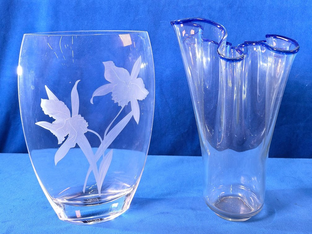Mikasa Vase & Hand Blown Vase (LPO)