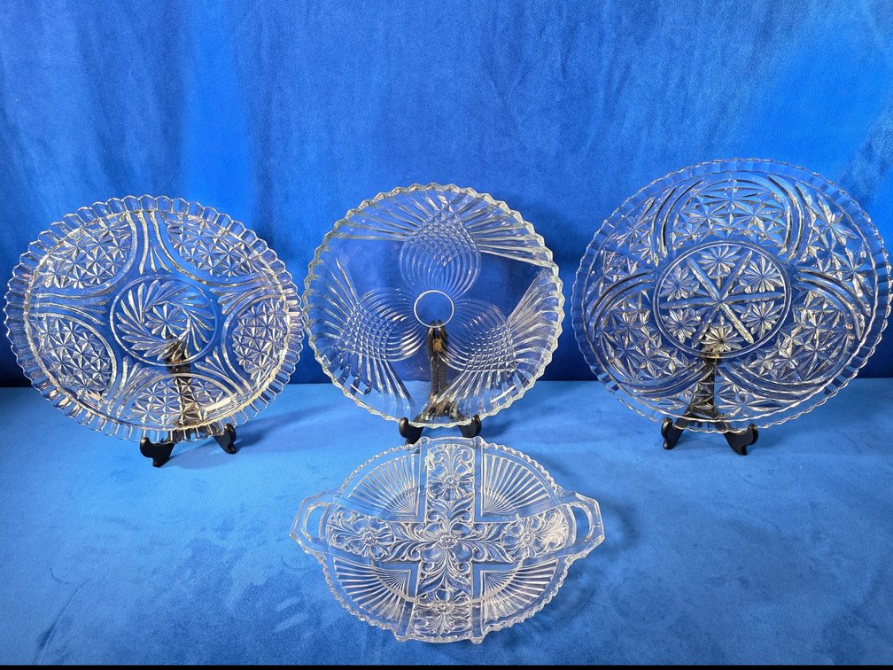(4) Serving Platters