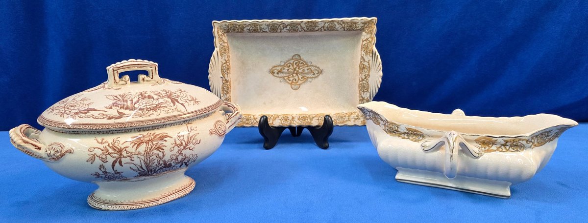 (2) Vintage China Gravy Boats & Tray