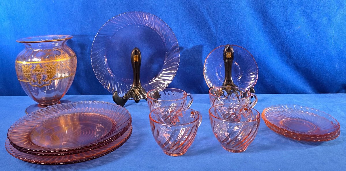 (13) Pieces Pink Dishes, Vase & More (LPO)