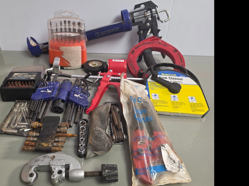 Kobalt Heavy Duty Caulk Gun, 25' Cable Snake, Sink Cleaner & More (LPO)