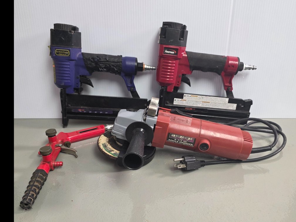 Bench Pro Angle Grinder, Central Pneumatic Air Engine Cleaner Gun & More (LPO)