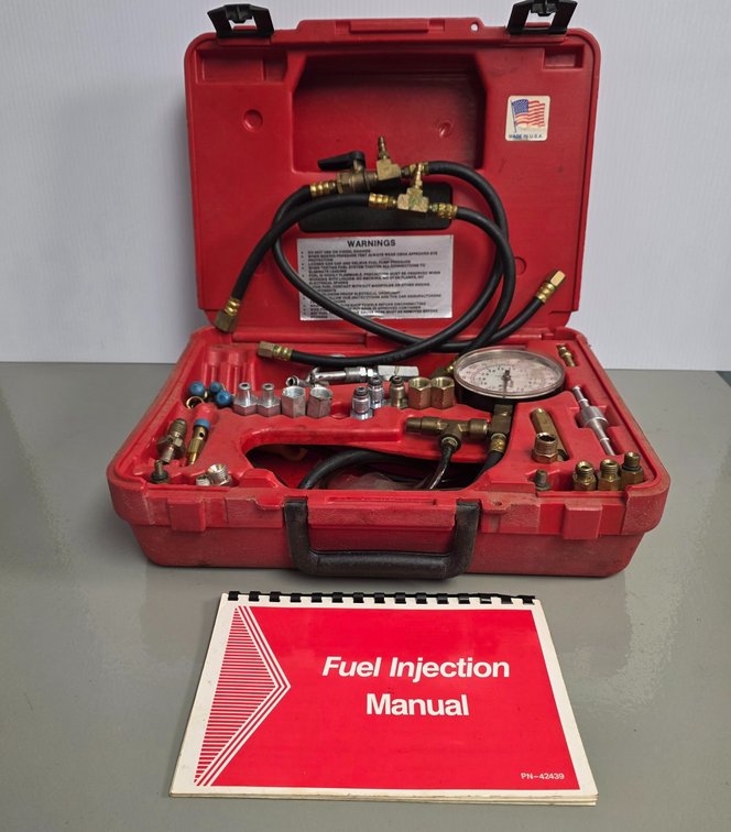 Fuel Injection Tester (TU-443) In Case