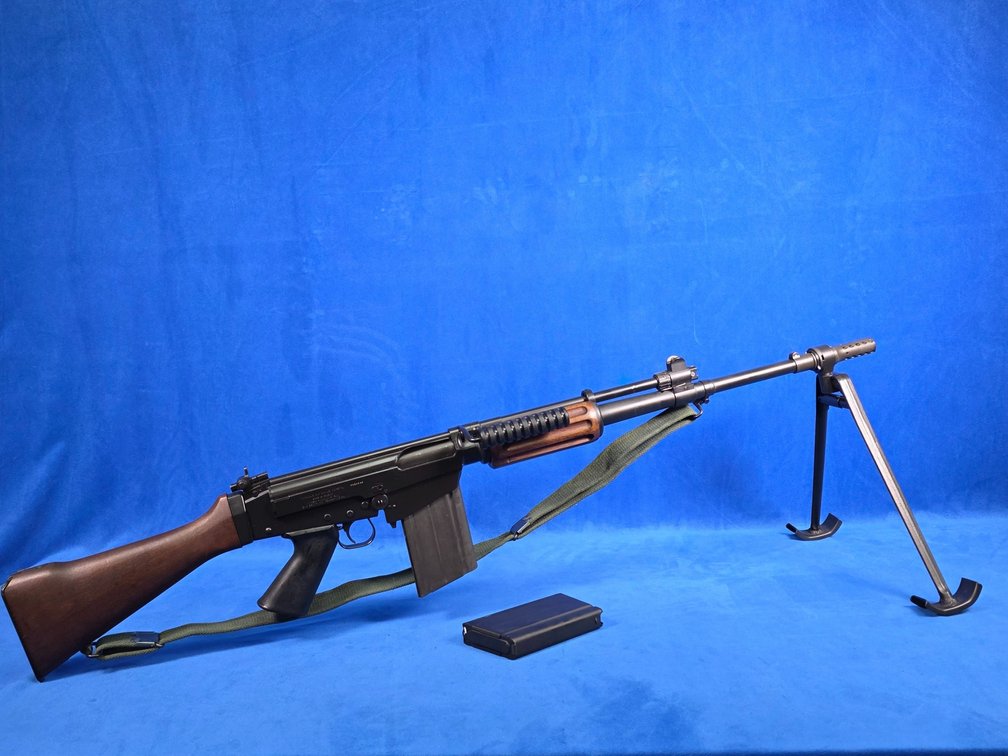 Belgian FNFAL MOD 50.42   Semi - Automatic Rifle 