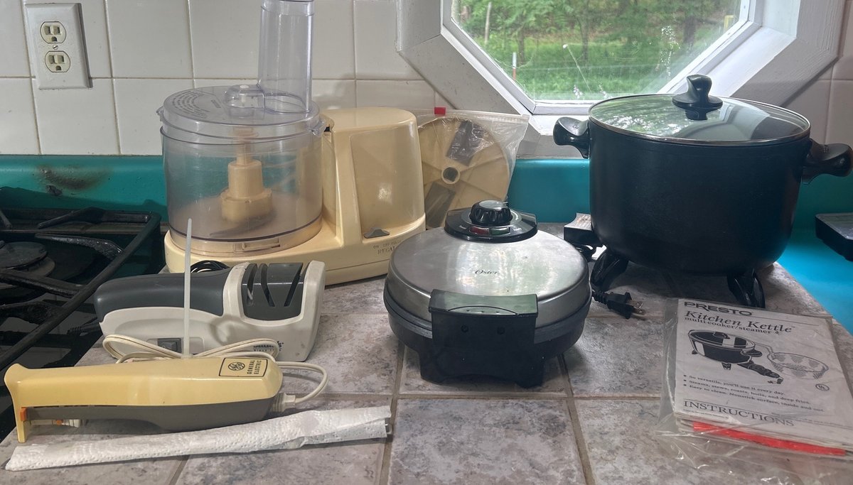 Presto Kitchen Kettle Multi Cooker/Steamer, Regal Food Processor & More (LPO)